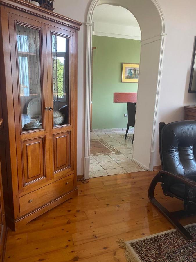 Mika Apartman Apartment Опатия Екстериор снимка