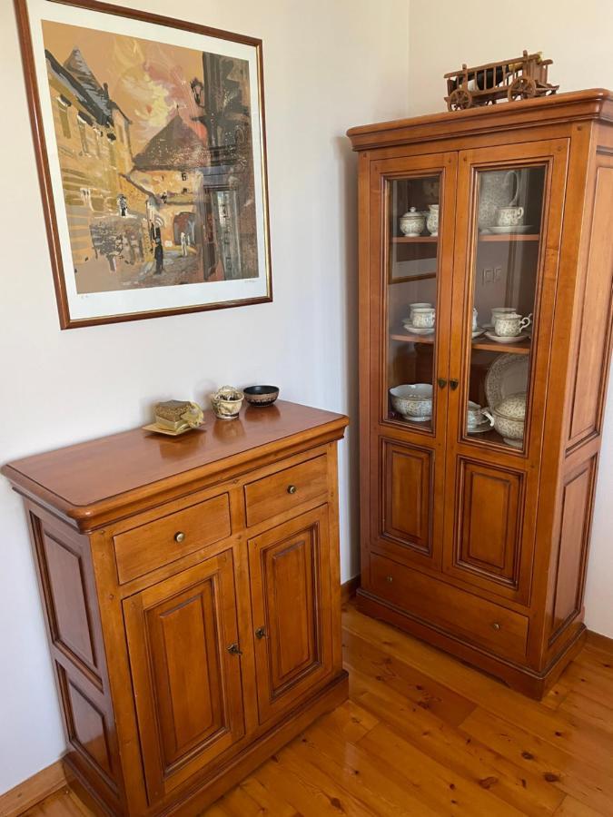 Mika Apartman Apartment Опатия Екстериор снимка